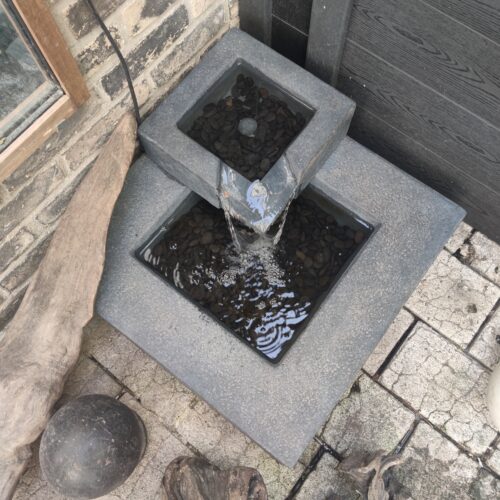 protéger un furet de la chaleur avec une fontaine à eau